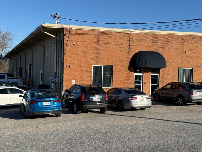 Plus de détails pour 1975 Mall Blvd, Auburn, AL - Industriel à louer