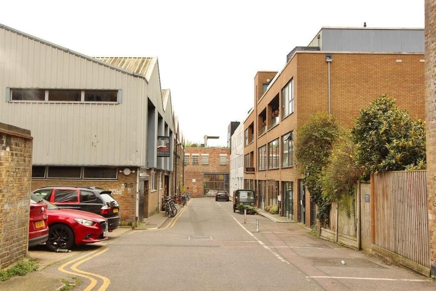 2 Shelford Pl, London for lease - Building Photo - Image 2 of 15
