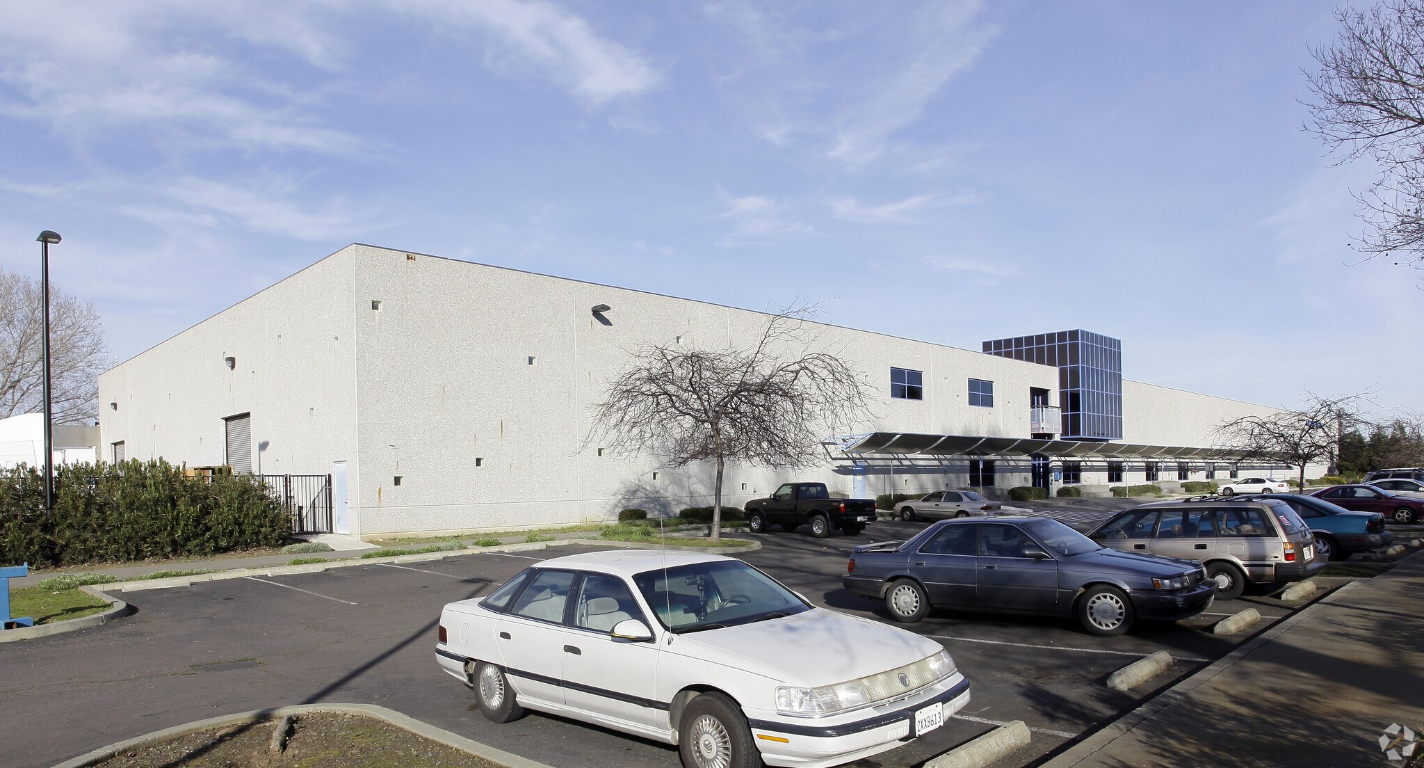 2300 N Watney Way, Fairfield, CA à vendre Photo principale- Image 1 de 7