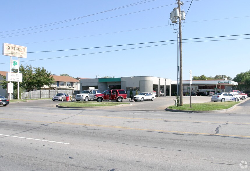 208 S Air Depot Blvd, Oklahoma City, OK à vendre - Photo du bâtiment - Image 3 de 4