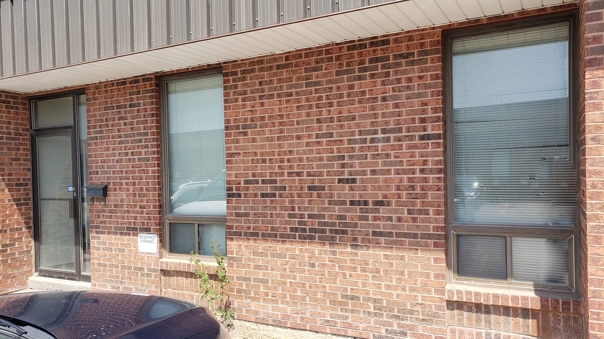 101 Toro Rd, Toronto, ON à vendre Photo du bâtiment- Image 1 de 1