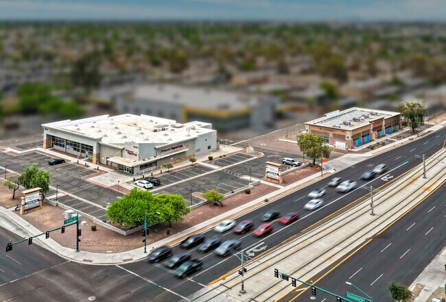 More details for Glendale Plaza - NWC 19th Ave & Glendale – Retail for Sale, Phoenix, AZ