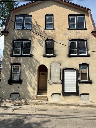 More details for 1413 W Court St, Allentown, PA - Multifamily for Sale