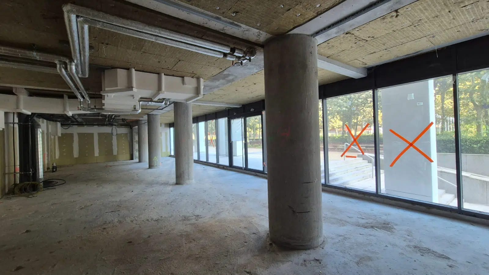 Commerce de détail dans Puteaux à louer Photo intérieure- Image 1 de 7