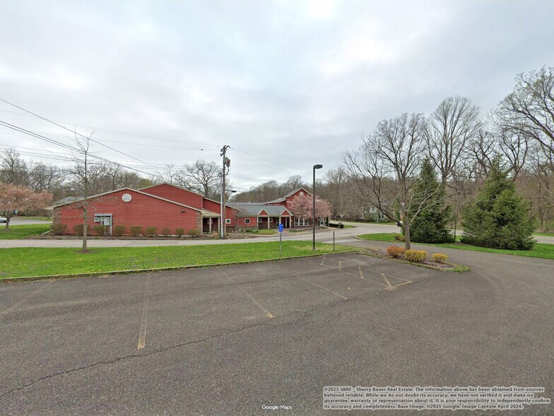 5735 East Lake Rd, Erie, PA à louer - Photo du bâtiment - Image 2 de 6