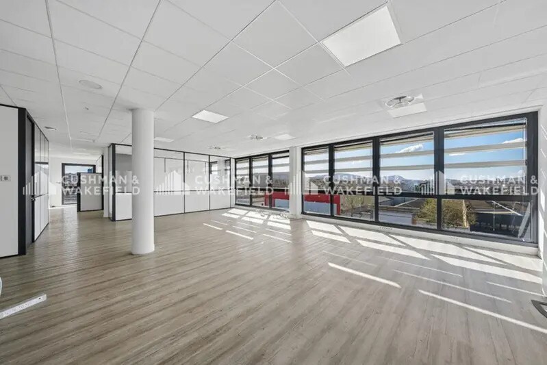 35 Boulevard Du Capitaine Geze, Marseille à louer - Photo du bâtiment - Image 3 de 16