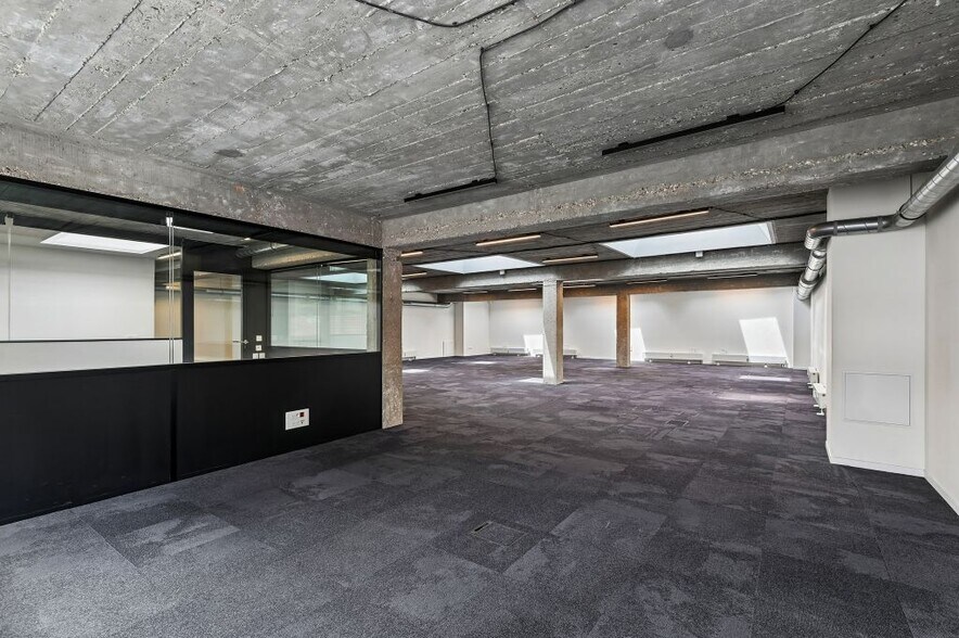 16 Rue Du Docteur Roux, Paris à vendre - Photo intérieure - Image 3 de 9