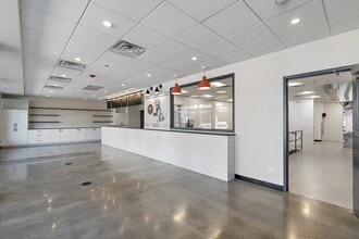 140 S Cook St, Barrington, IL for lease Interior Photo- Image 2 of 4