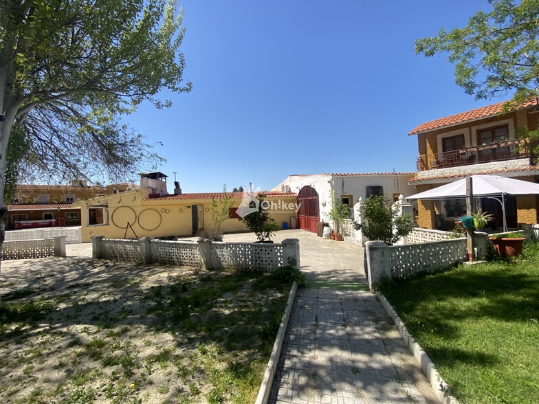 Sports et divertissement dans Yeles, Toledo à vendre - Photo du bâtiment - Image 2 de 21