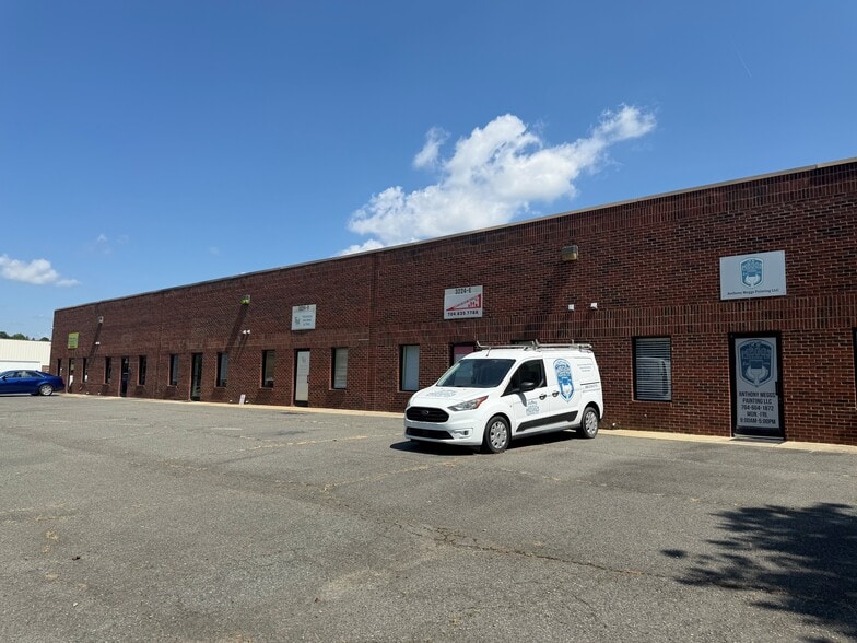 3224 Westwood Industrial Dr, Monroe, NC for lease - Building Photo - Image 3 of 7