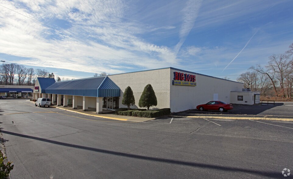 2500 W Franklin Blvd, Gastonia, NC à louer - Photo principale - Image 3 de 14
