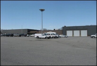 395 Industrial Park Rd, Johnstown, PA à louer - Photo du bâtiment - Image 2 de 4