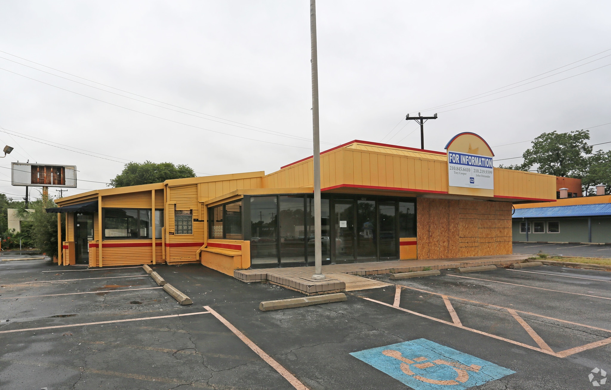 2501 Nacogdoches Rd, San Antonio, TX for lease Primary Photo- Image 1 of 8