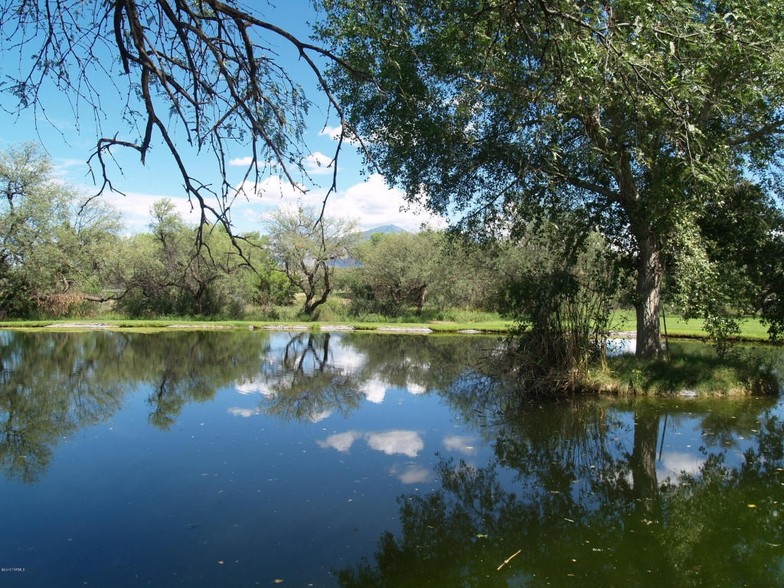 86 Chavez Siding Rd, Tubac, AZ à vendre - Photo principale - Image 1 de 1