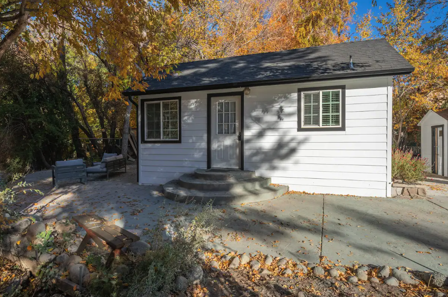 3781 W Line St, Bishop, CA for sale - Primary Photo - Image 2 of 30