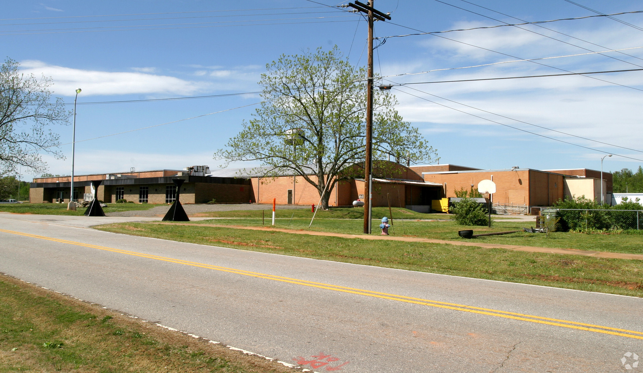 276 Foster St, Cowpens, SC à vendre Photo principale- Image 1 de 1