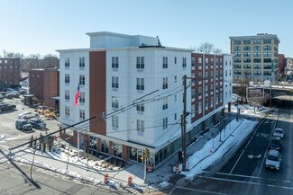 Plus de détails pour 127 Centre St, Brockton, MA - Commerce de détail à louer