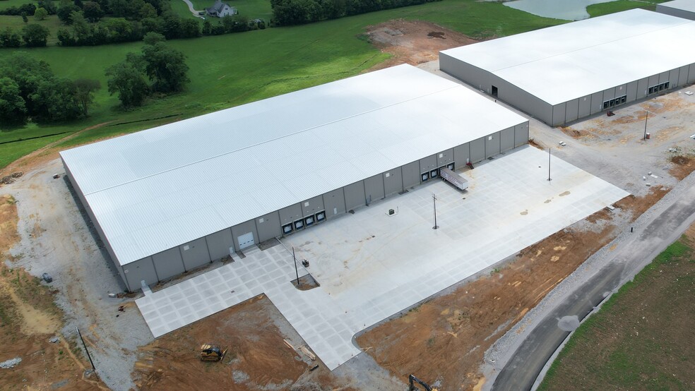 140 Fortune Dr, Frankfort, KY for lease - Building Photo - Image 1 of 3