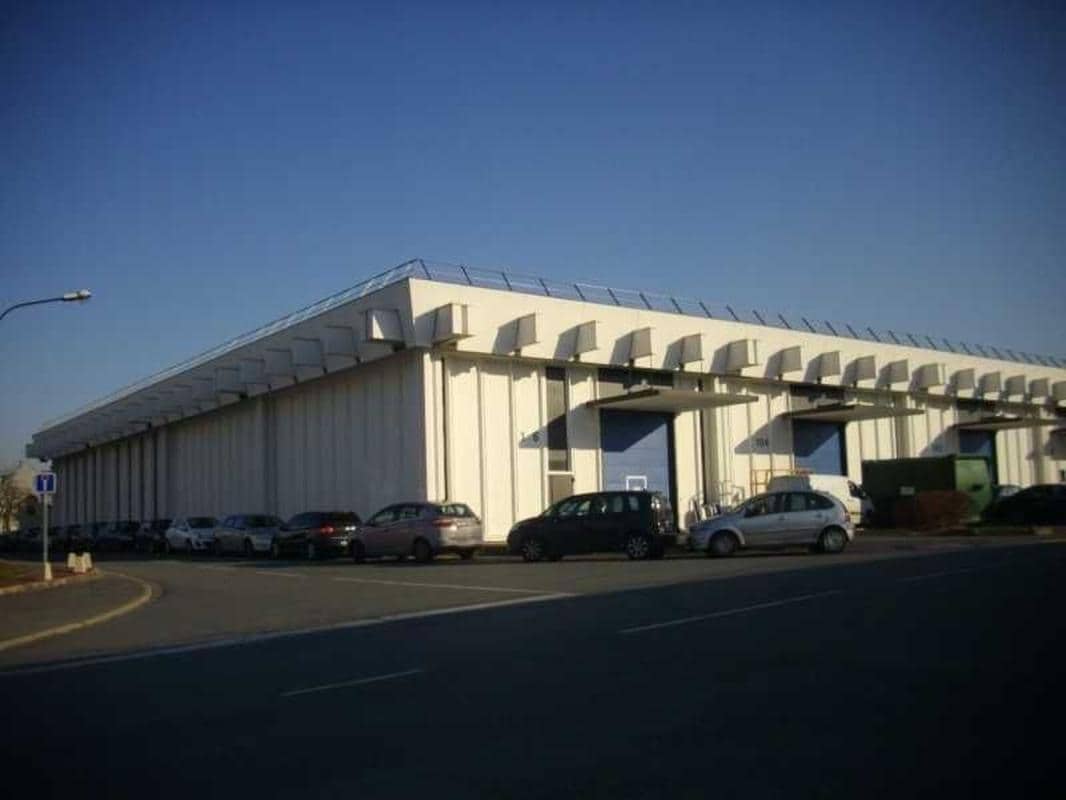 Flex in Rungis for lease Building Photo- Image 1 of 6