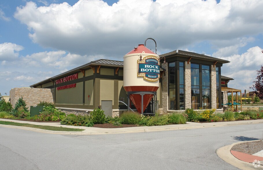 16156 S La Grange Rd, Orland Park, IL for lease - Primary Photo - Image 1 of 11