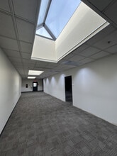 2607 N Grandview Blvd, Waukesha, WI à louer Photo intérieure- Image 2 de 2