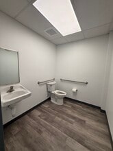 40347 US Highway 19 N, Tarpon Springs, FL for lease Interior Photo- Image 2 of 10