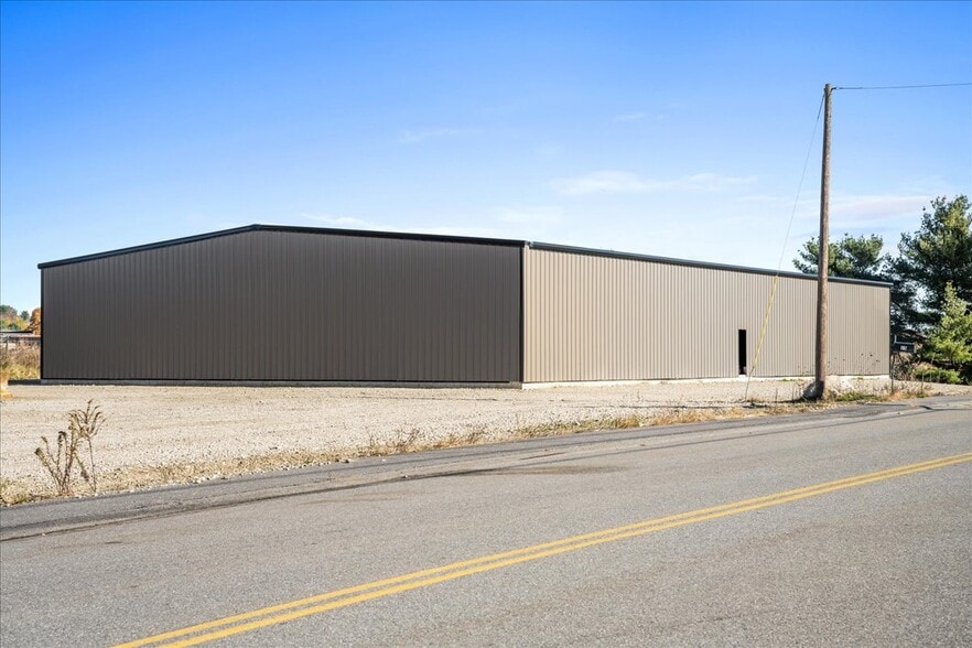 15 Technology Dr, Auburn, MA for lease - Building Photo - Image 2 of 49