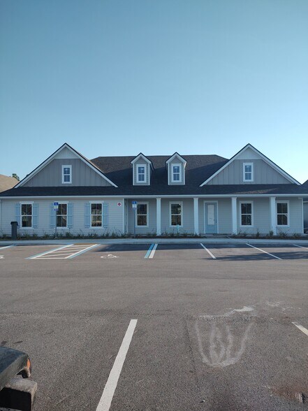 200 Homegrown Way, Yulee, FL for lease - Primary Photo - Image 2 of 3