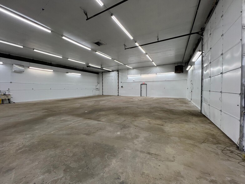 608 State Route 380, Murrysville, PA for lease - Interior Photo - Image 3 of 11