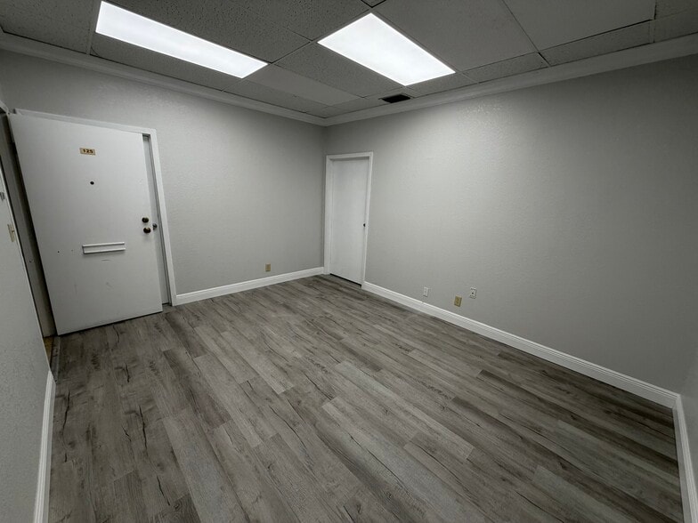 7831-7865 W Sample Rd, Coral Springs, FL for lease - Building Photo - Image 2 of 6