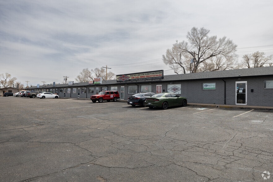 1300-1338 E Us-50 Hwy, Pueblo, CO for sale - Primary Photo - Image 2 of 9