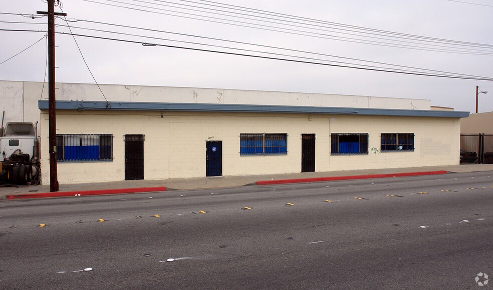 13429 S Normandie Ave, Gardena, CA for sale - Building Photo - Image 2 of 4