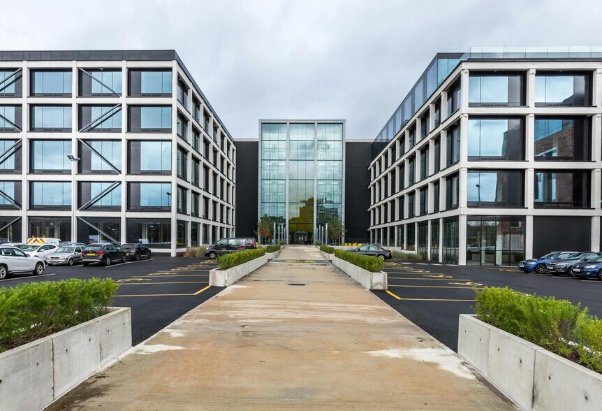 Colgate Ln, Salford for lease - Building Photo - Image 2 of 55