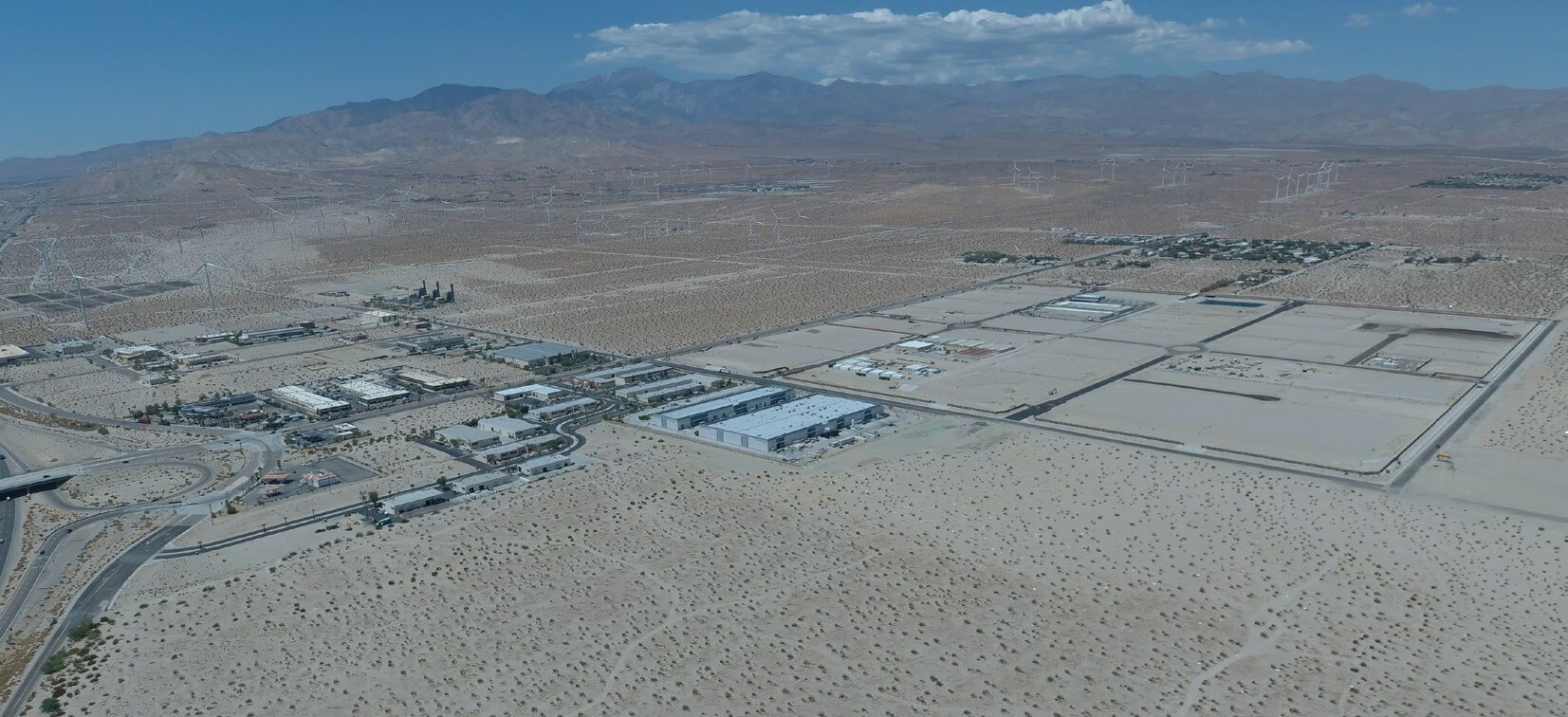 18596 Jack Herer Way, Desert Hot Springs, CA à vendre Photo du bâtiment- Image 1 de 2