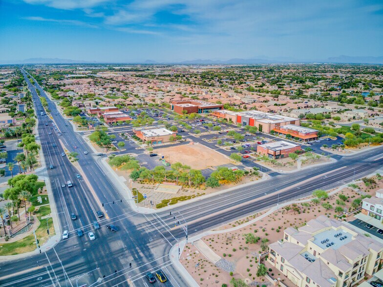 4811 S Arizona Ave, Chandler, AZ à louer - Photo du bâtiment - Image 3 de 9