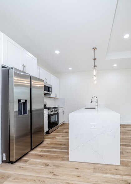 2611 21st st, Chicago, IL à vendre - Photo du bâtiment - Image 2 de 23