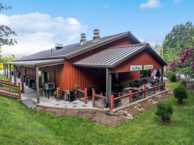 Plus de détails pour 62 Overbrook St, Waynesville, NC - Spécialité à vendre