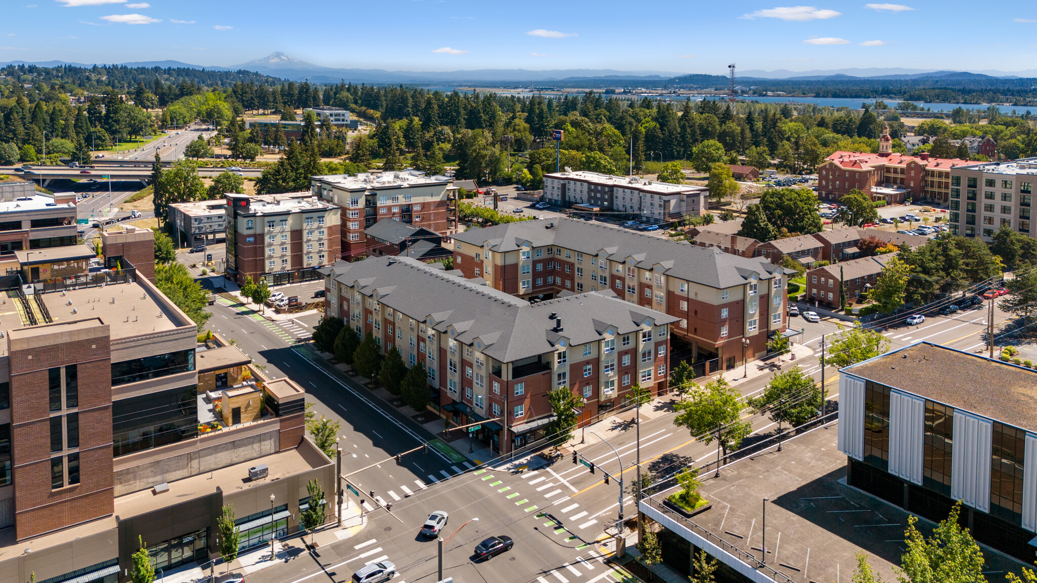 305 E Mill Plain Blvd, Vancouver, WA for lease Building Photo- Image 1 of 12