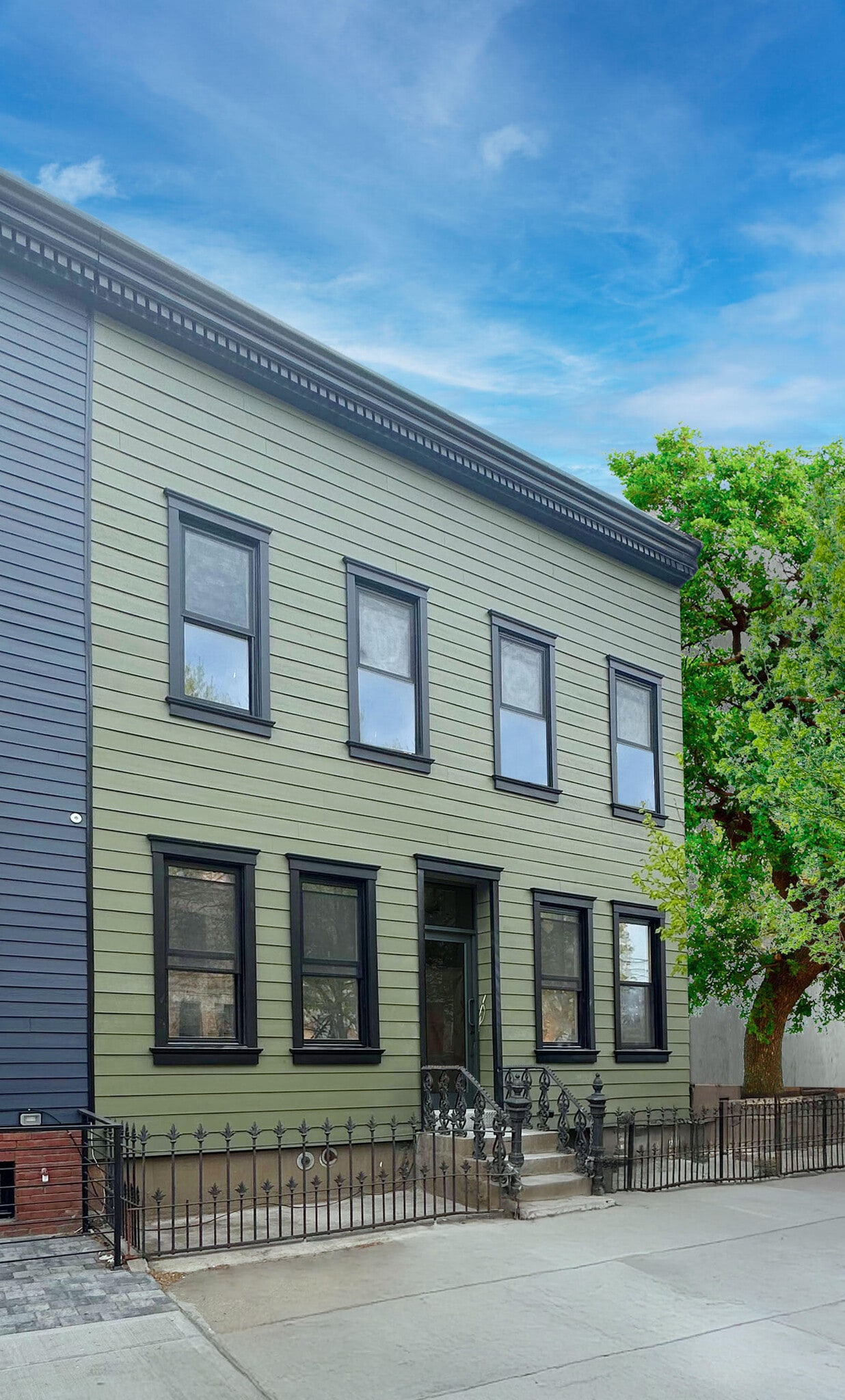 139 Kingsland Ave, Brooklyn, NY for sale Building Photo- Image 1 of 1