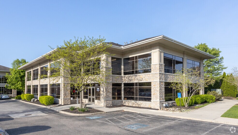 5003 Horizons Dr, Columbus, OH à vendre - Photo du bâtiment - Image 2 de 10