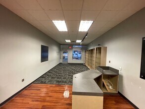1763 E Main St, Kent, OH for lease Interior Photo- Image 2 of 12