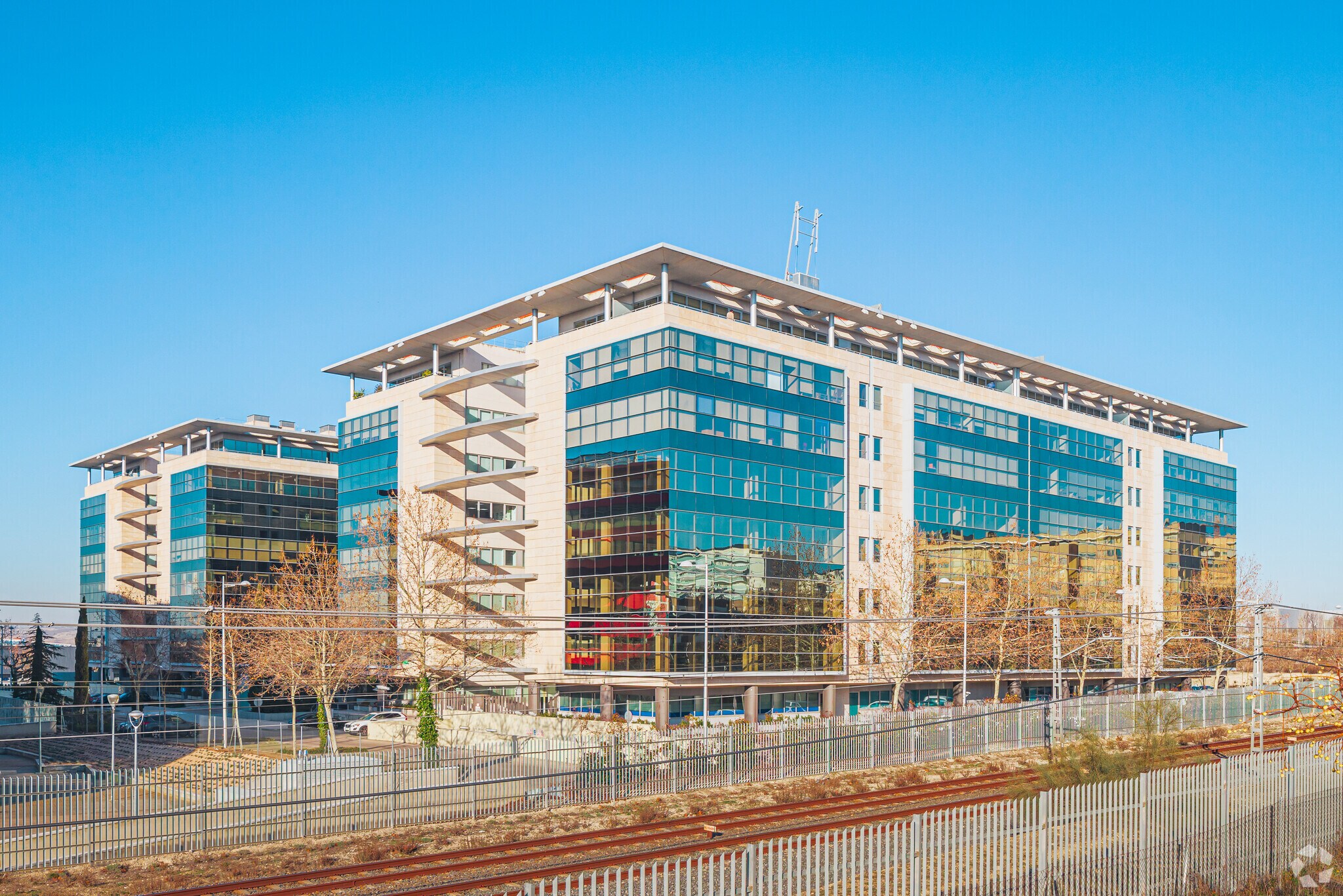 Office in Rivas-Vaciamadrid, Madrid for lease Primary Photo- Image 1 of 12