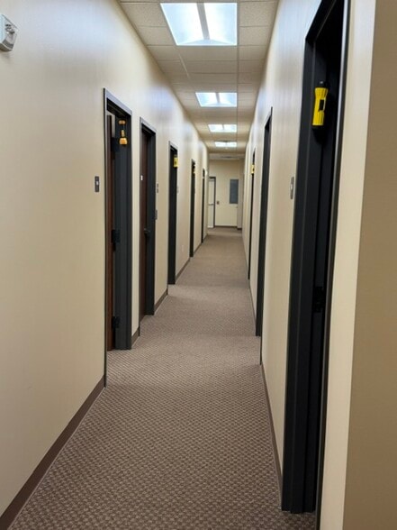 500-548 Santa Fe Dr, Weatherford, TX for lease - Building Photo - Image 3 of 4