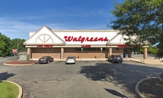 More details for 421 Ryders Ln, East Brunswick, NJ - Retail for Sale