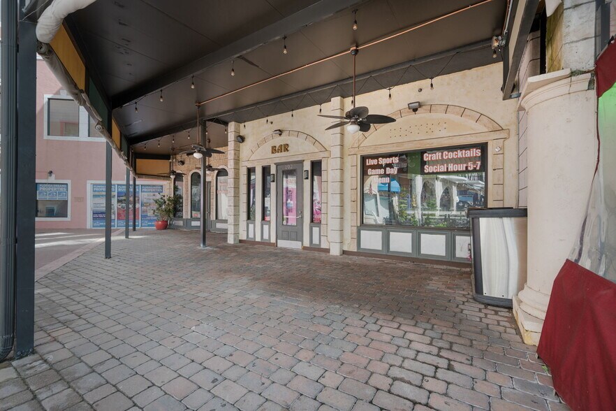 101 Palm Harbor Pky, Palm Coast, FL à louer - Photo du bâtiment - Image 3 de 66