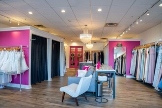 34-44 Gerard St, Huntington, NY à louer Photo intérieure- Image 1 de 14