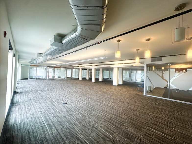 2424-2434 W Caithness Pl, Denver, CO à louer - Photo intérieure - Image 1 de 107