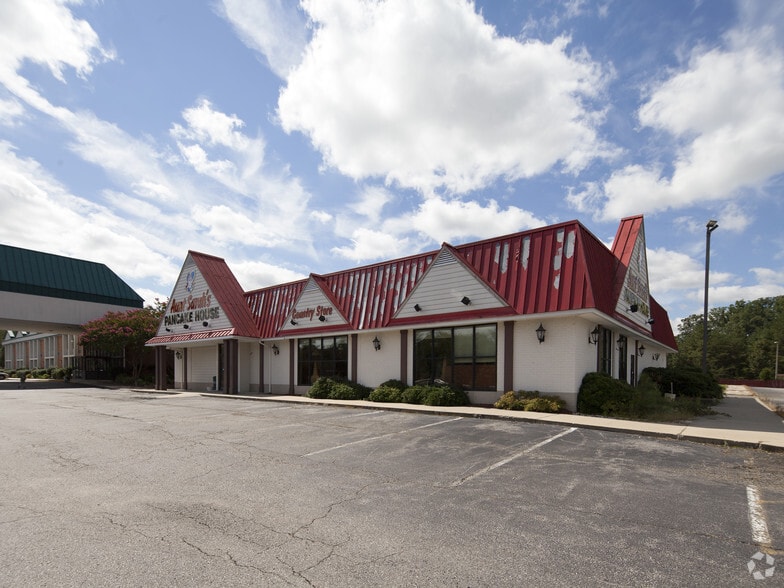 23496 Welcome Way Dr, Ruther Glen, VA for sale - Building Photo - Image 2 of 4