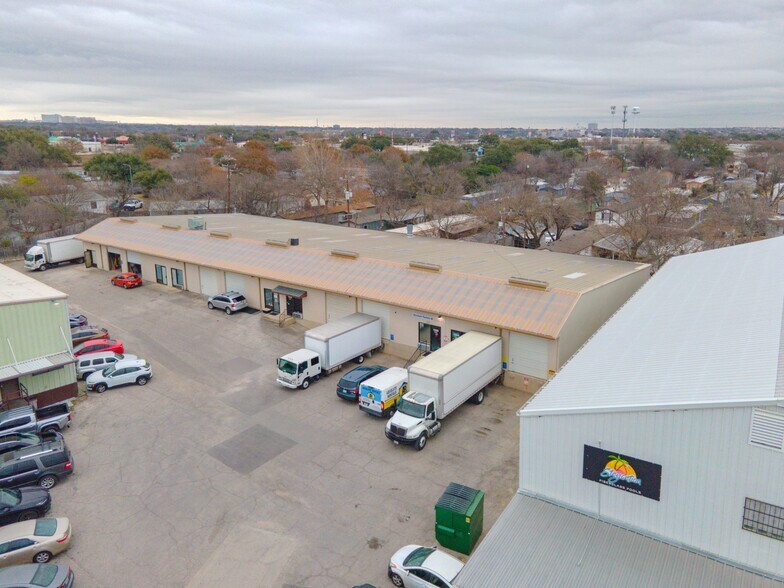 7300 Caribou St, San Antonio, TX à louer - Photo du bâtiment - Image 3 de 14