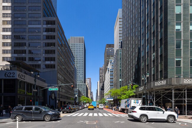 More details for 633 Third Ave, New York, NY - Office for Lease